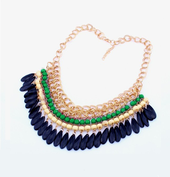 Kaulakoru, Bohemian tassels, gold