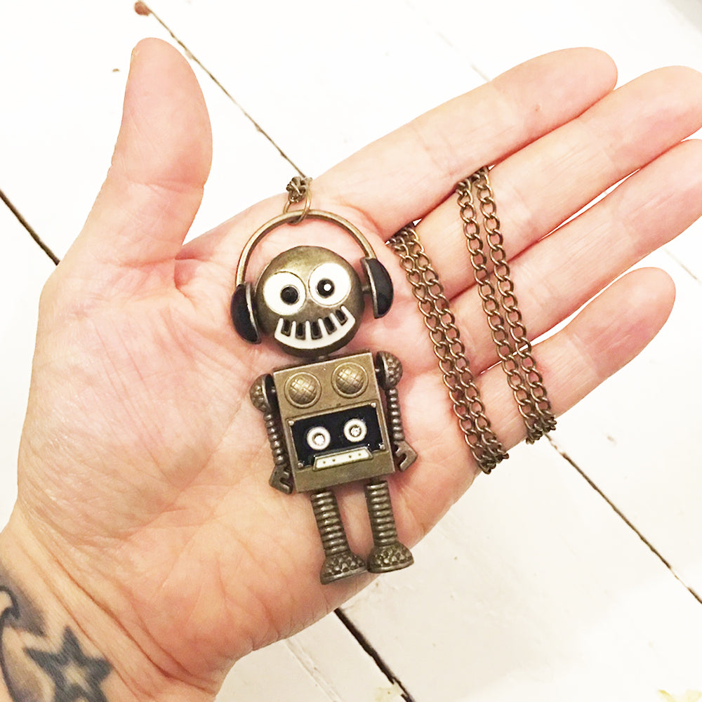 Kaulakoru, Music Headset Robot