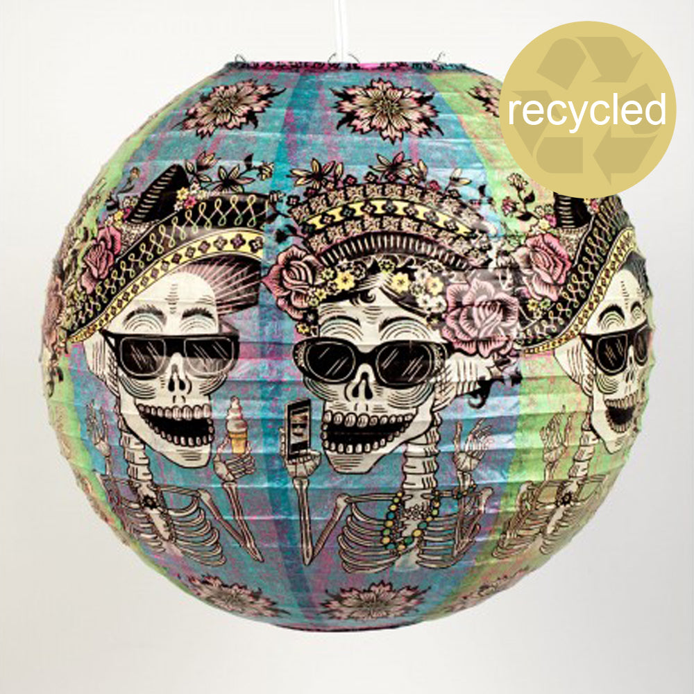 Riisipaperivarjostin, Day Of The Dead